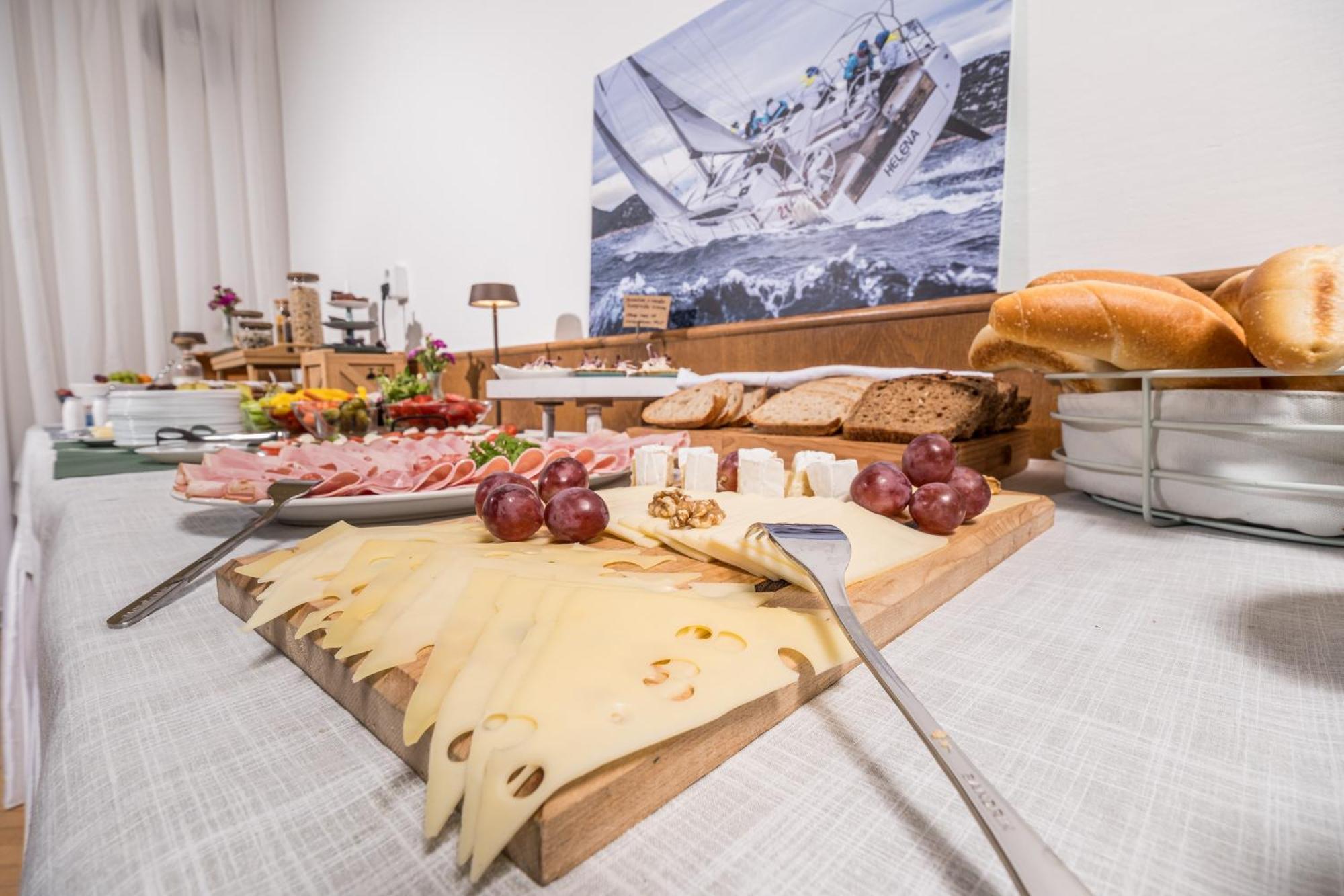 Penzion Kozi Horka U Brnenske Prehrady Brno Dış mekan fotoğraf